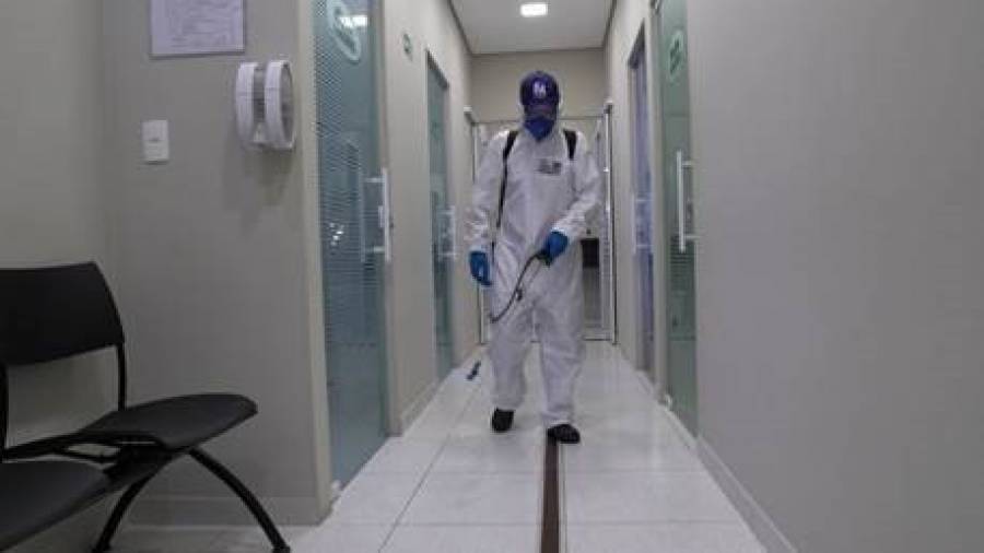 Procura por limpeza especializada em empresas e condomínios aumenta 300% com a pandemia do coronavírus